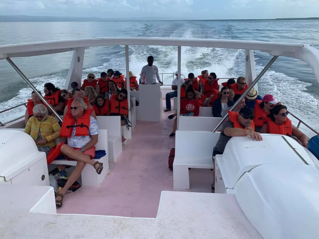 DDD tours in samana
